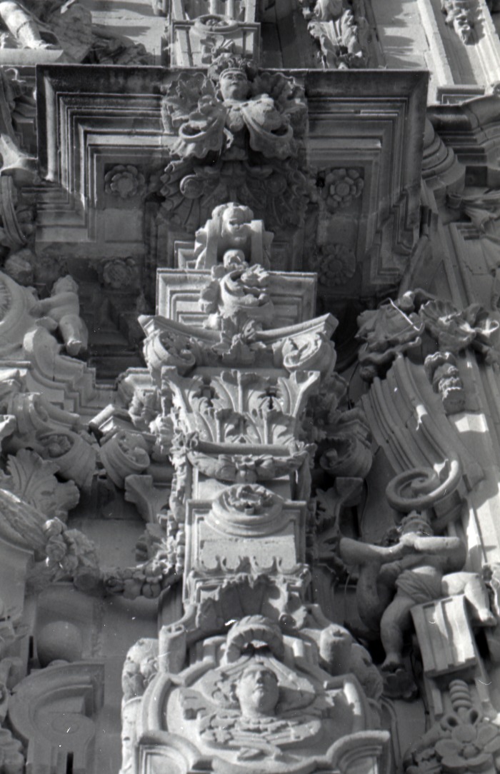 Templo de Guadalupe. Portada