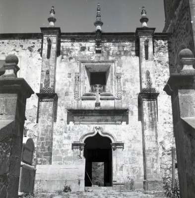 Misión de san Francisco Javier. Portada lateral