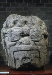 MONUMENTO 2, CABEZA