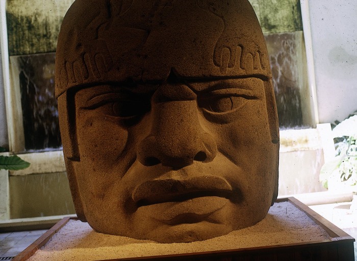 CABEZA 5, MONUMENTO 5
