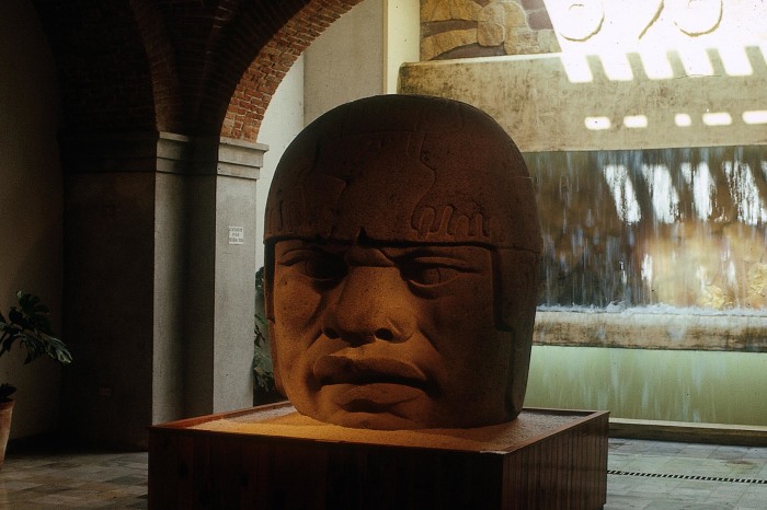 CABEZA 5, MONUMENTO 5