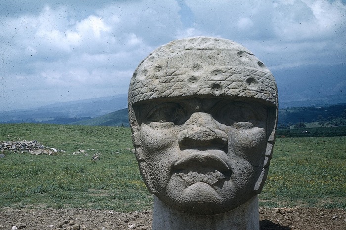 CABEZA 3, MONUMENTO 3