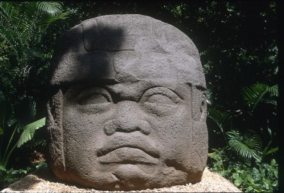 MONUMENTO 1, CABEZA