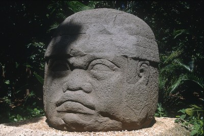 MONUMENTO 1, CABEZA