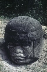 MONUMENTO 1, CABEZA