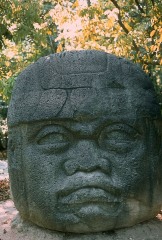 MONUMENTO 1, CABEZA