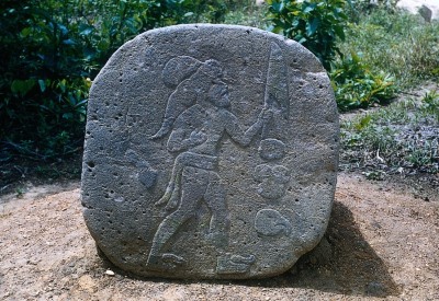 MONUMENTO 13, RELIEVE DE FIGURA HUMANA