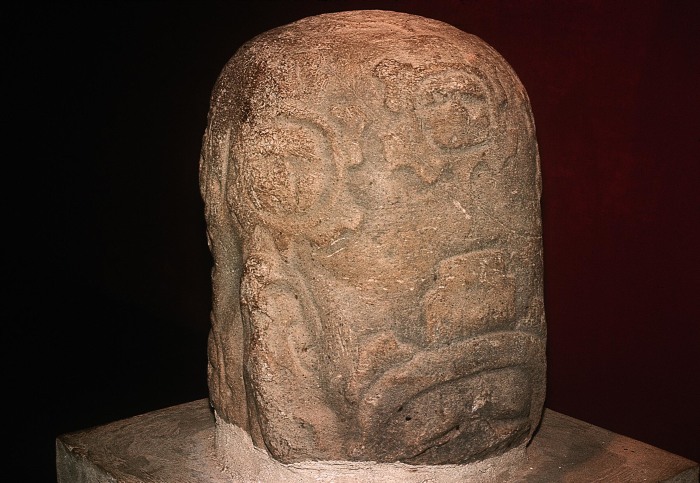 MONUMENTO 71, ROSTROS HUMANOS