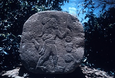 MONUMENTO 13, RELIEVE DE FIGURA HUMANA