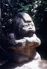 MONUMENTO 5, LA ABUELA