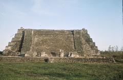 TEMPLO DE LAS CHIMENEAS