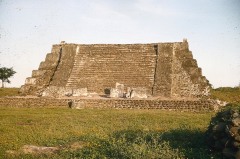 TEMPLO DE LAS CHIMENEAS