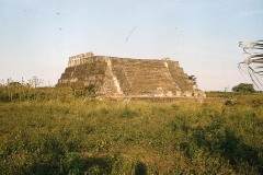 TEMPLO DE LAS CHIMENEAS