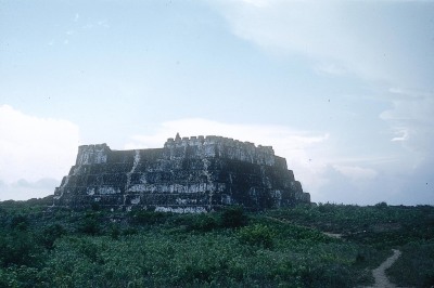 TEMPLO DE LAS CHIMENEAS