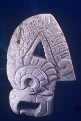 HACHA ZOOMORFA