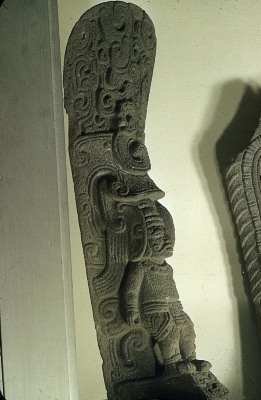 PALMA CON FIGURA ANTROPOMORFA