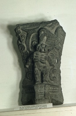 PALMA CON FIGURA ANTROPOMORFA