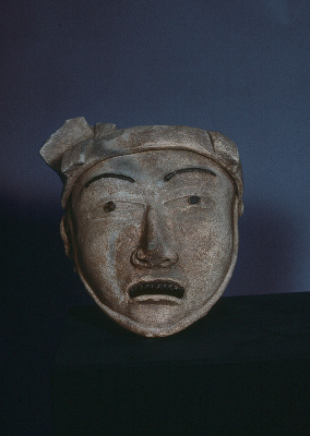 ESCULTURA ANTROPOMORFA MASCULINA