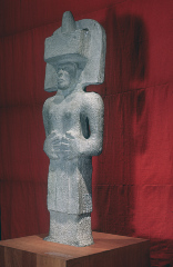ESCULTURA ANTROPOMORFA FEMENINA