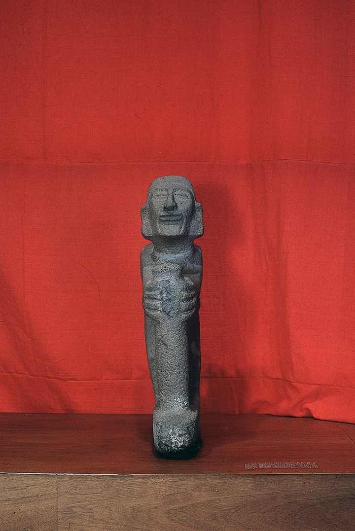 ESCULTURA ANTROPOMORFA MASCULINA