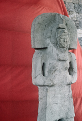 ESCULTURA ANTROPOMORFA FEMENINA