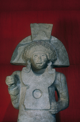 ESCULTURA ANTROPOMORFA MASCULINA