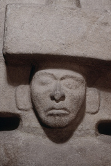 ESCULTURA ANTROPOMORFA FEMENINA