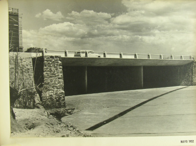 Puentes y pasos a desnivel del campus central de Ciudad Universitaria 