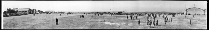 Hangares y aviones en Balbuena