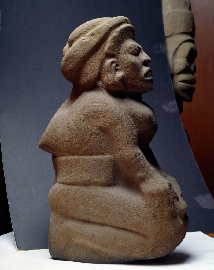 Mujer Jorobada