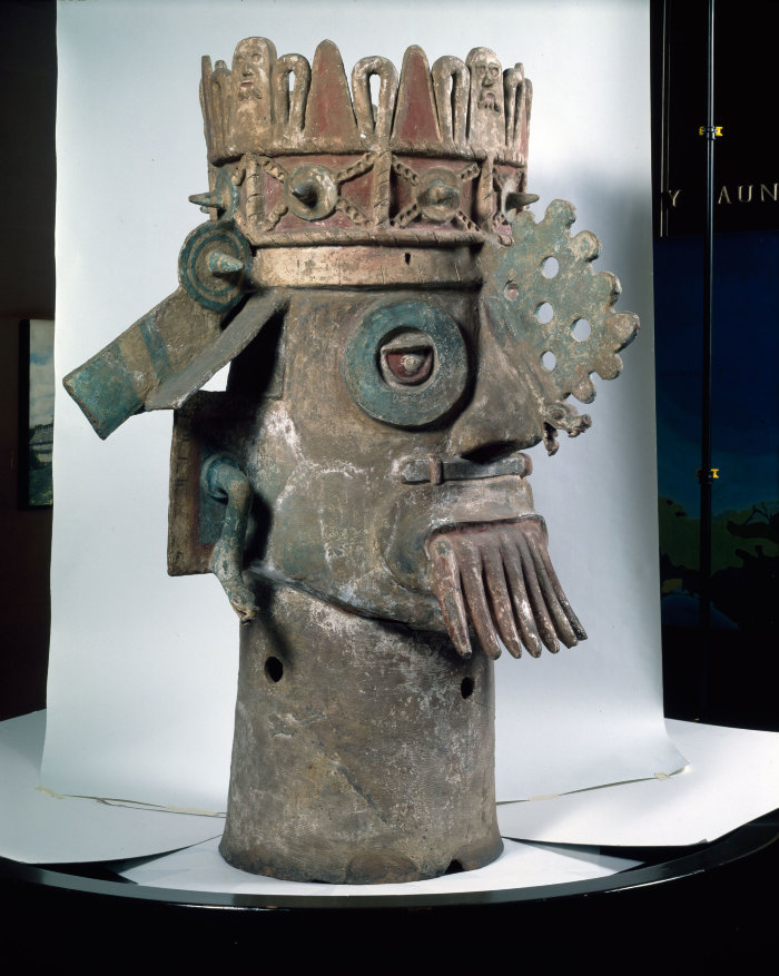 Gran brasero con la cabeza de Tlaloc