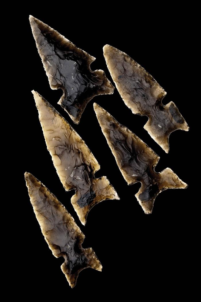 Lote de cinco puntas de obsidiana verde