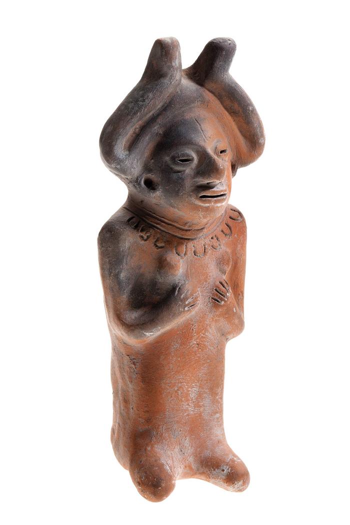Escultura femenina antropomorfa