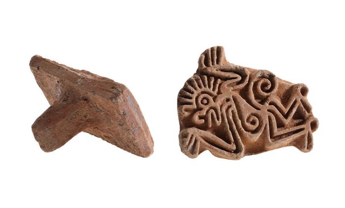 Lote de dos sellos con motivos zoomorfos