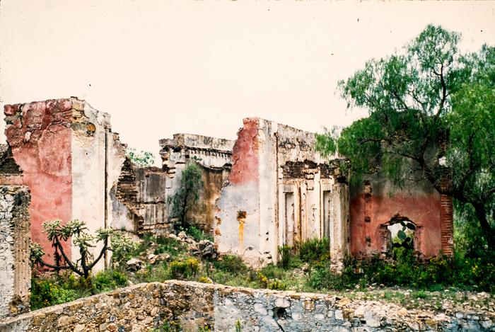HACIENDA EN RUINAS