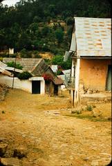 ENTRADA AL PUEBLO