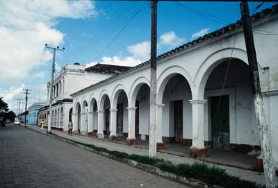 Casa Habitación con portales