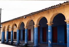 Casa habitación con portales