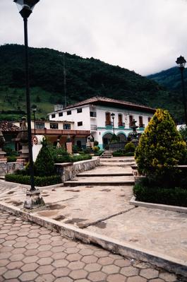 PLAZA DEL PUEBLO