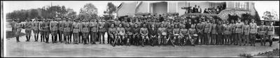 General Plutarco Elías Calles, Joaquín Amaro y otros militares en Chapultepec