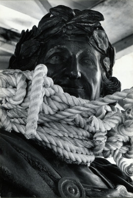 Traslado de la estatua ecuestre de Carlos IV