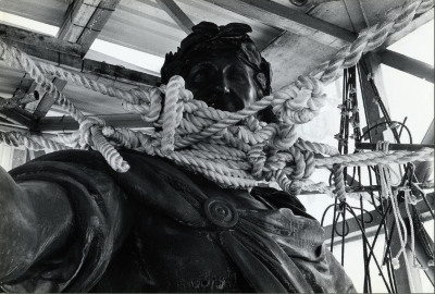 Traslado de la estatua ecuestre de Carlos IV