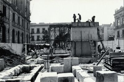 Traslado de la estatua ecuestre de Carlos IV