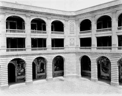Arcadas del Patio del Trabajo, Edificio de la Secretaria de Educación Pública