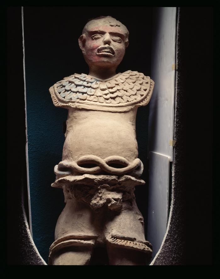 Escultura de guerrero