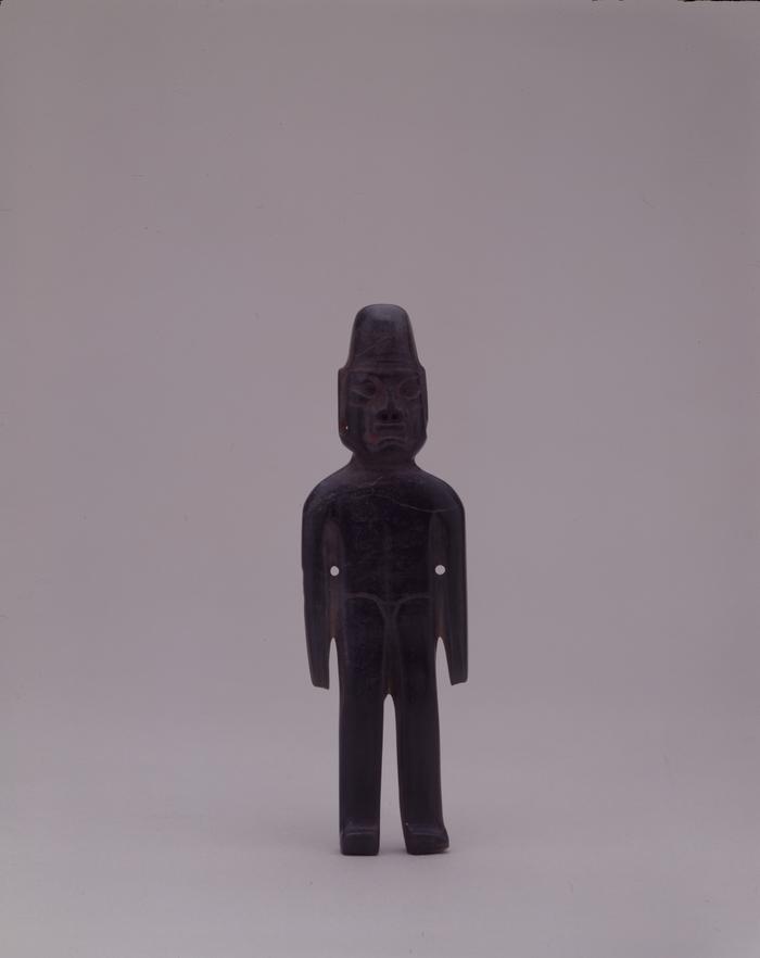 Figura de pie con los brazos a los costados
