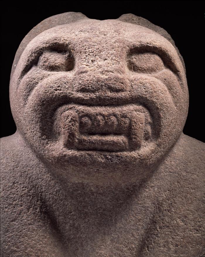 Escultura zoomorfa sedente