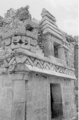 El Arco fachada principal, Zona Arqueológica de Labná, Yucatán.