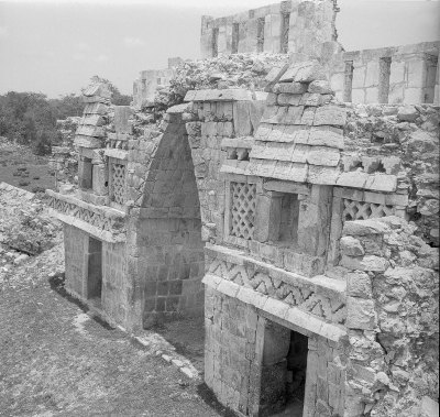 El Arco, fachada principal, Zona Arqueológica de Labná, Yucatán.