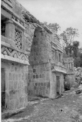El Arco, fachada principal. Zona Arqueológica de Labná, Yucatán.